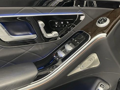Used 2022 Mercedes-Benz S 500 4MATIC image 12