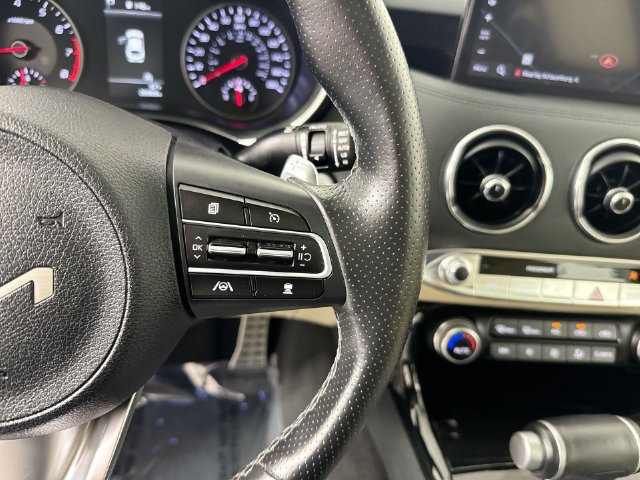 Used 2022 Kia Stinger GT-Line w/ Sun & Sound Package AWD/4WD image 13