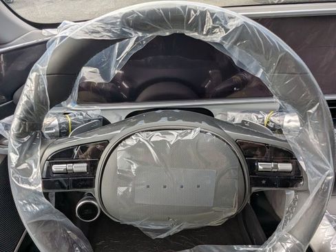 New 2025 Hyundai Ioniq 6 Limited image 14