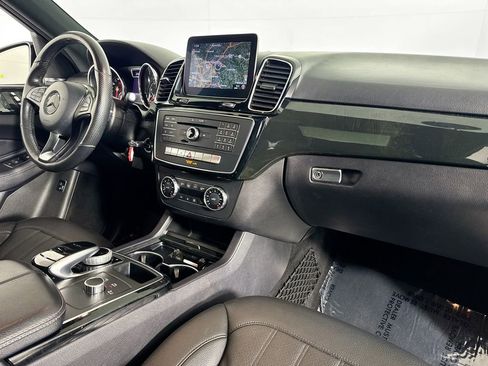 Used 2018 Mercedes-Benz GLE 350 w/ Premium 1 Package image 35