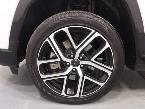 Used 2025 Jeep Compass Limited w/ Elite Group AWD/4WD image 27