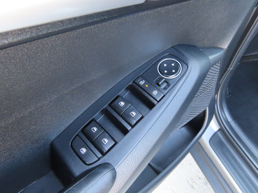 Used 2024 Kia Seltos LX AWD/4WD image 19