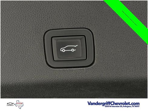Used 2024 GMC Yukon XL SLT RWD image 32