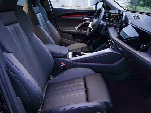 New 2025 Audi Q5 Premium Plus image 19