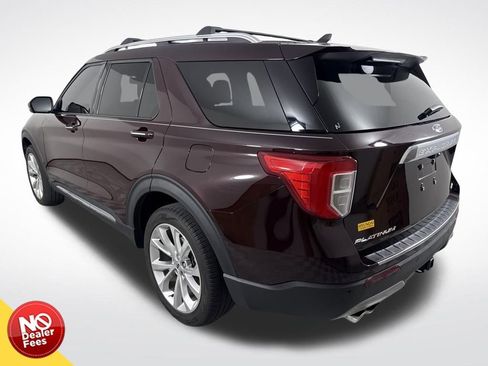 Used 2023 Ford Explorer Platinum w/ Technology Package image 6