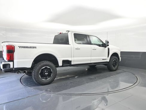 New 2026 Ford F250 Lariat w/ Tremor Off-Road Package AWD/4WD image 15