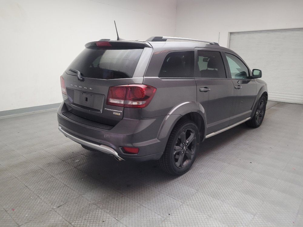 Used 2019 Dodge Journey Crossroad FWD image 9