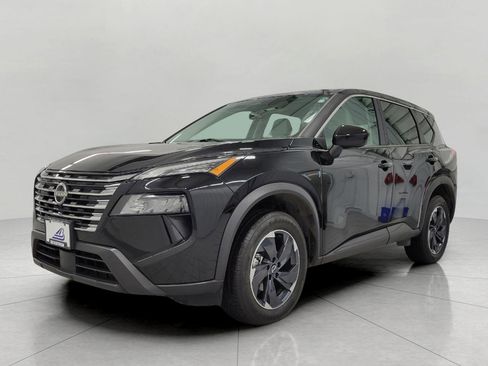 Used 2025 Nissan Rogue SV image 13