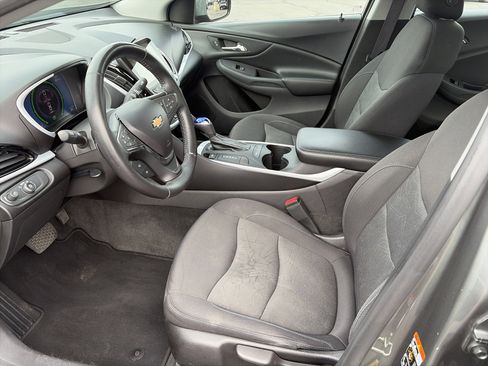 Used 2016 Chevrolet Volt LT FWD image 13