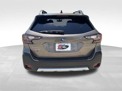 Used 2024 Subaru Outback Limited AWD/4WD image 6