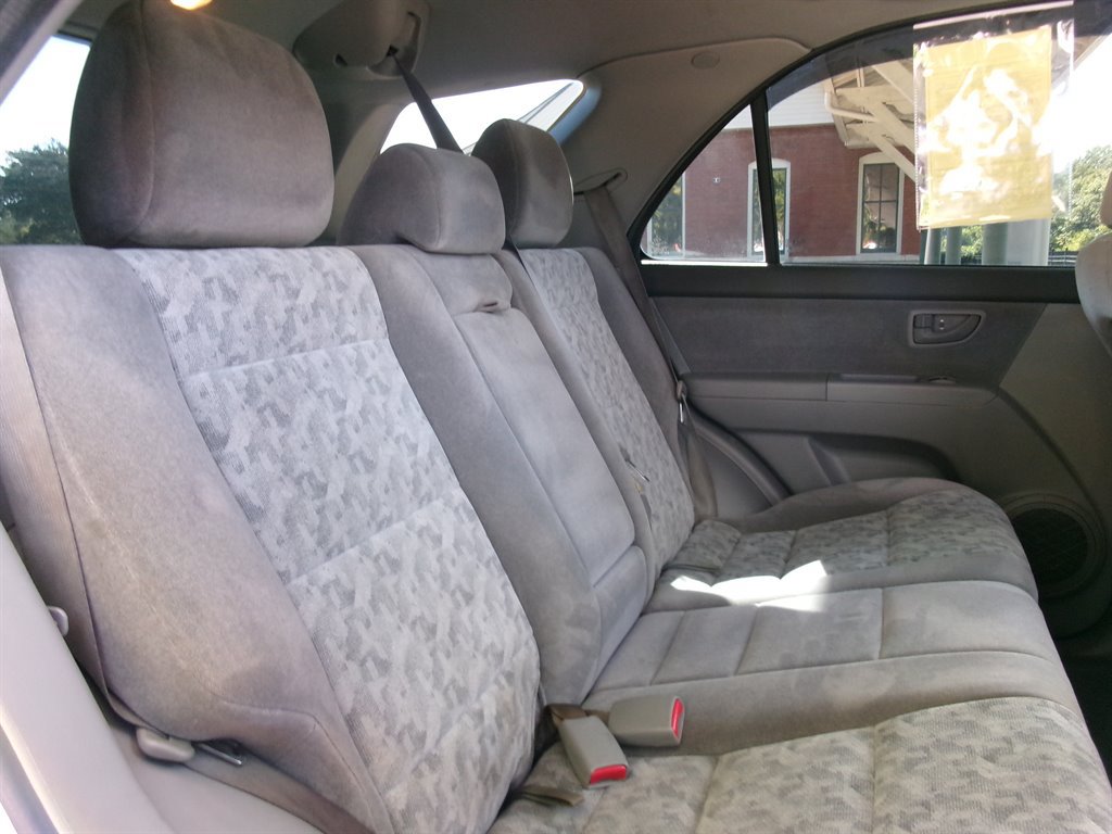Used 2008 Kia Sorento 2WD image 23