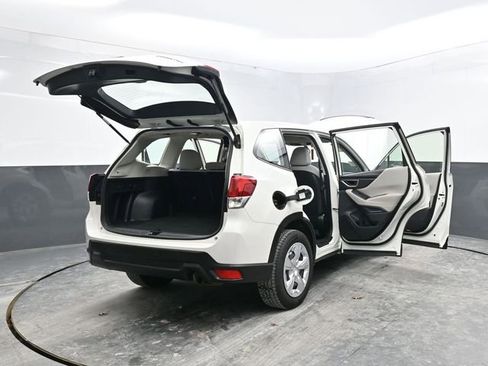 Used 2022 Subaru Forester image 40