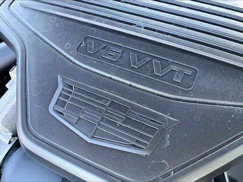 Used 2025 Cadillac XT6 Premium Luxury AWD/4WD image 35