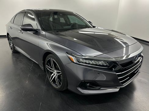 Certified 2022 Honda Accord Touring image 7