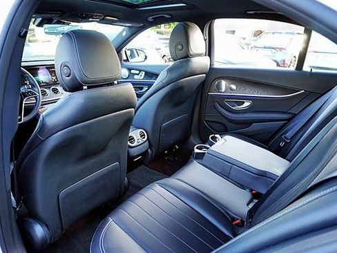 Used 2022 Mercedes-Benz E 350 Sedan image 17