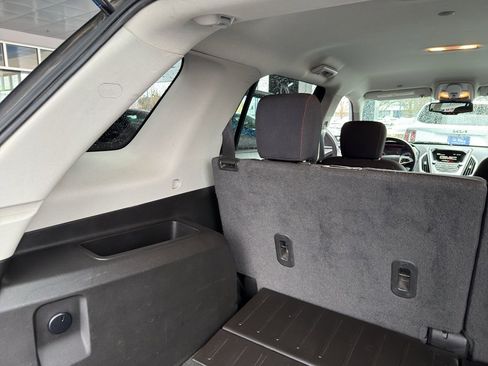 Used 2015 GMC Terrain SLE image 9