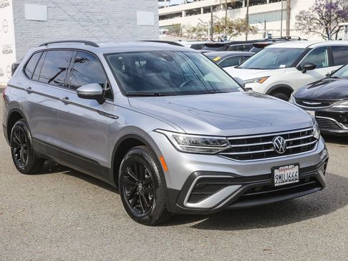 Used 2024 Volkswagen Tiguan S FWD image 3