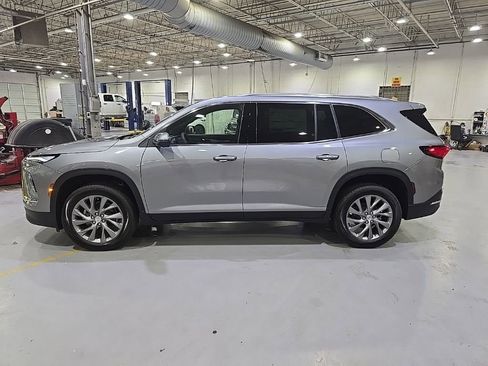 New 2026 Buick Enclave Preferred FWD image 4