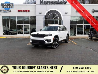 Used 2023 Jeep Grand Cherokee Limited w/ Black Appearance Package