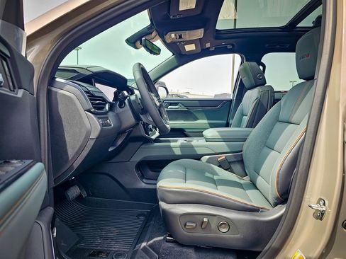 New 2026 GMC Acadia AT4 image 14