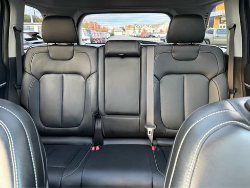 Used 2023 Jeep Grand Cherokee 4WD 4xe image 26