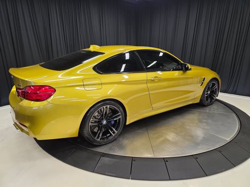 Used 2015 BMW M4 Coupe image 11