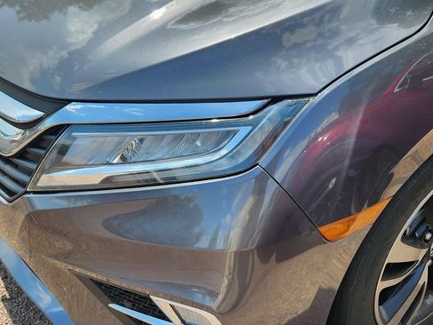 Used 2019 Honda Odyssey Elite image 4