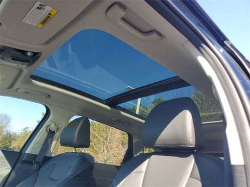 New 2025 Kia Sorento EX w/ Panoramic Sunroof Package image 15