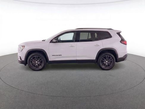 Certified 2025 GMC Acadia Elevation FWD image 6