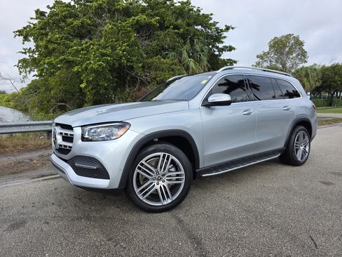 Used 2022 Mercedes-Benz GLS 450 4MATIC image 1