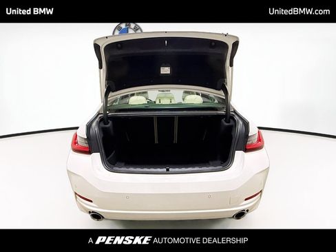 Used 2023 BMW 330i Sedan w/ Driving Assistance Package RWD image 14