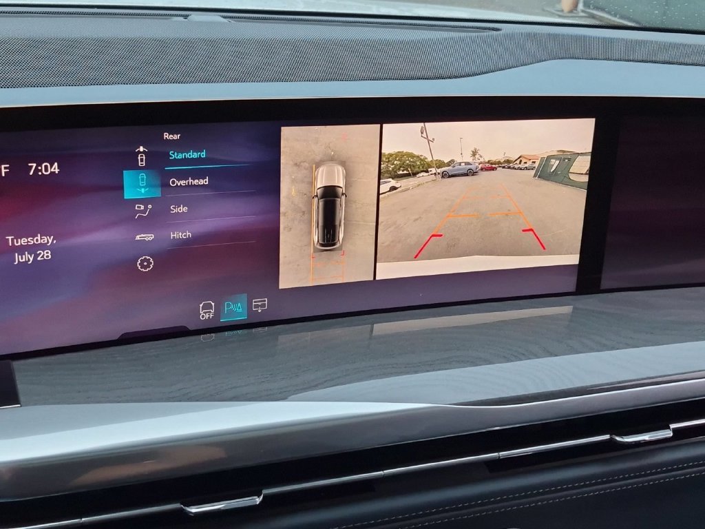 New 2025 Cadillac Escalade IQ Sport 2 AWD/4WD image 14