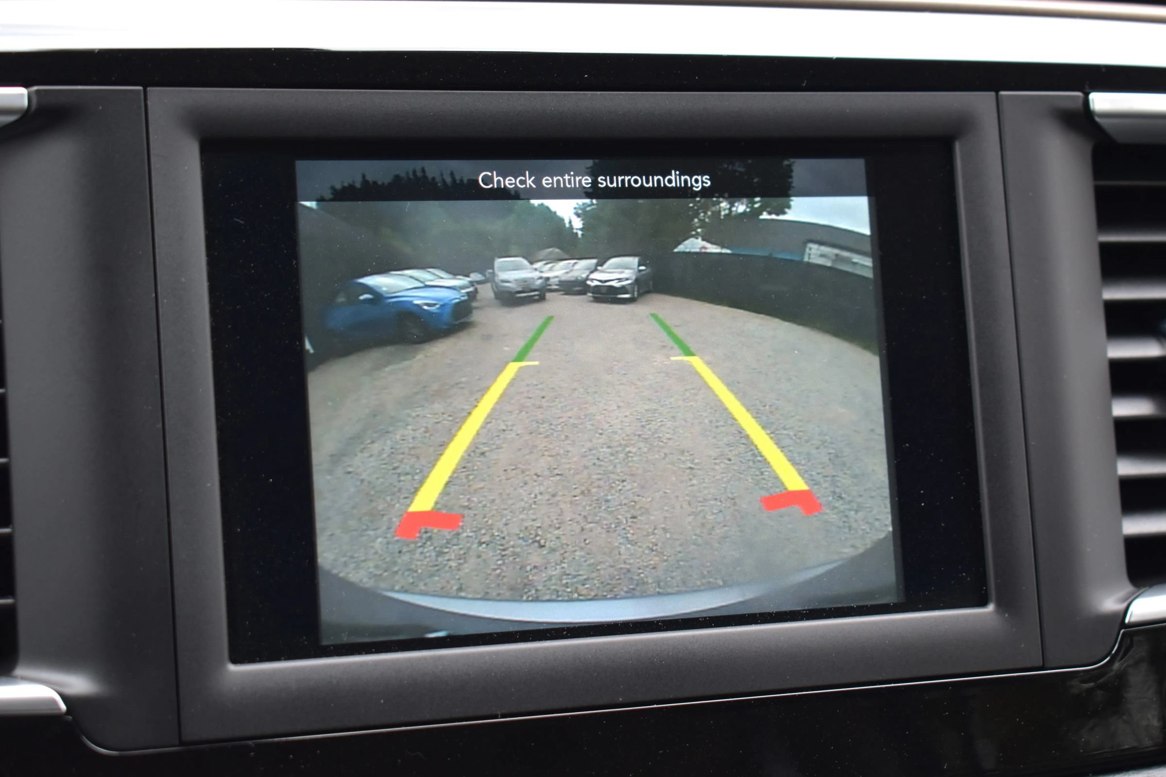 Used 2018 Chrysler Pacifica Touring-L FWD image 61
