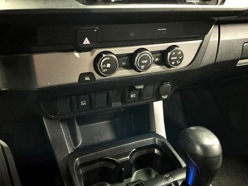 Used 2021 Toyota Tacoma SR image 19