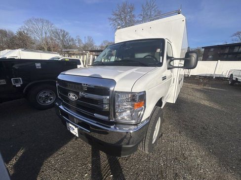 New 2026 Ford E-350 and Econoline 350 Super Duty w/ Power Equipment Group image 3