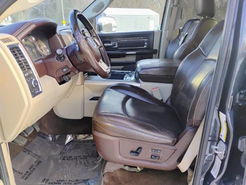 Used 2016 RAM 2500 Longhorn w/ Convenience Group image 10