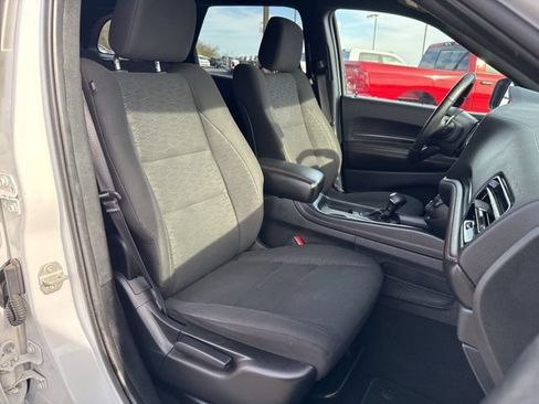 Used 2023 Dodge Durango GT RWD image 12