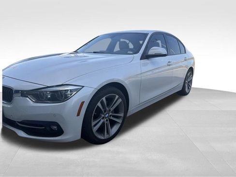 Used 2016 BMW 328i xDrive Sedan AWD/4WD image 11