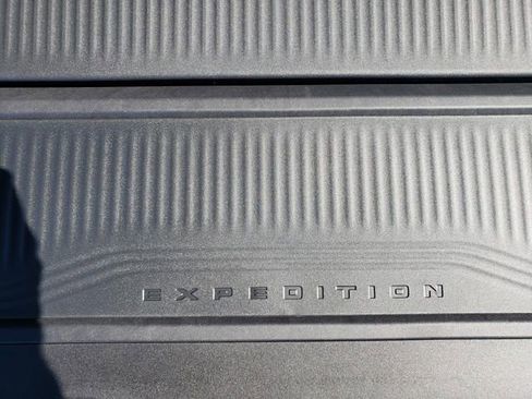 New 2025 Ford Expedition Max Active image 13