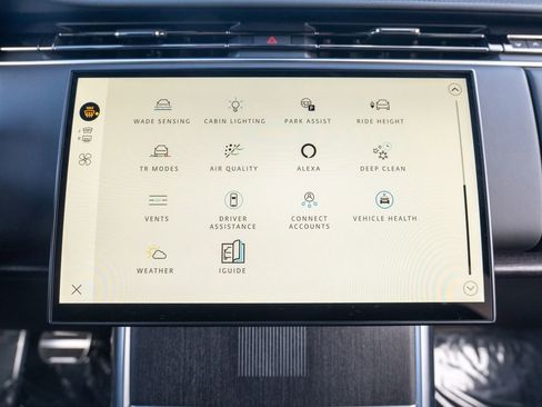 Used 2025 Land Rover Range Rover Autobiography image 26