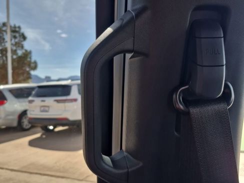 Used 2022 Ford F150 XLT w/ Equipment Group 302A High image 49