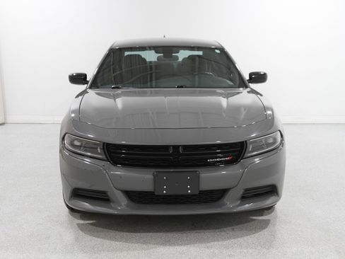 Used 2023 Dodge Charger SXT image 2