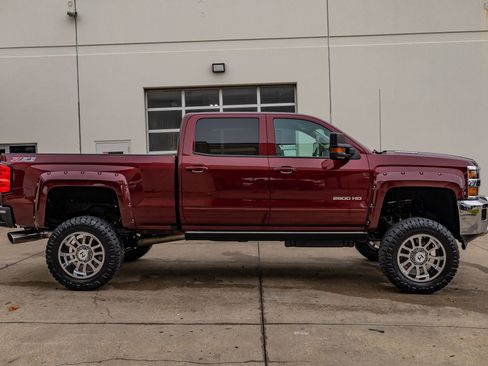Used 2016 Chevrolet Silverado 2500 LT w/ LT Convenience Package AWD/4WD image 10