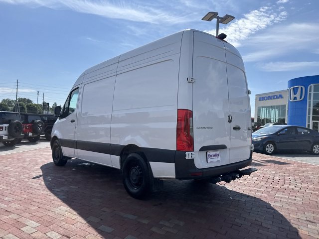 Used 2025 Mercedes-Benz Sprinter 2500 image 34