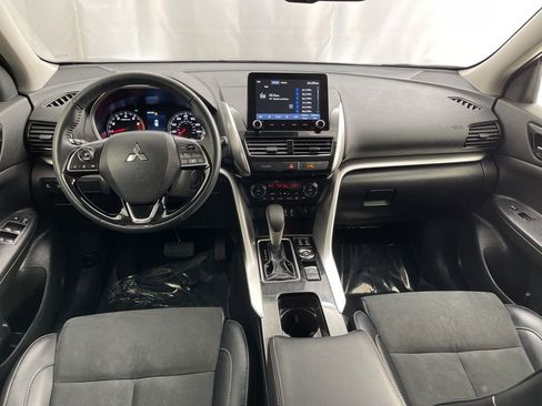 Used 2024 Mitsubishi Eclipse Cross SE image 9