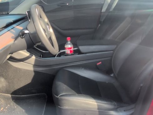 Used 2021 Tesla Model Y Long Range image 1