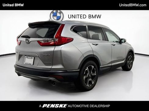 Used 2018 Honda CR-V Touring image 5