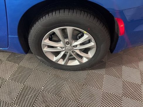 New 2026 Chrysler Pacifica Select AWD/4WD image 47