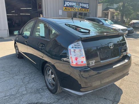 Used 2007 Toyota Prius Touring w/ Pkg 1 FWD image 5