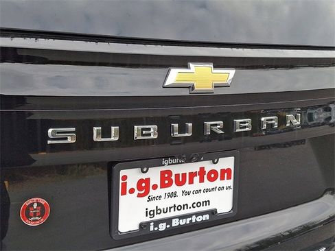 New 2026 Chevrolet Suburban Premier w/ Sun And Tow Package image 18